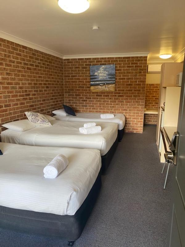 Lake Macquarie Motor Inn Belmont Eksteriør billede